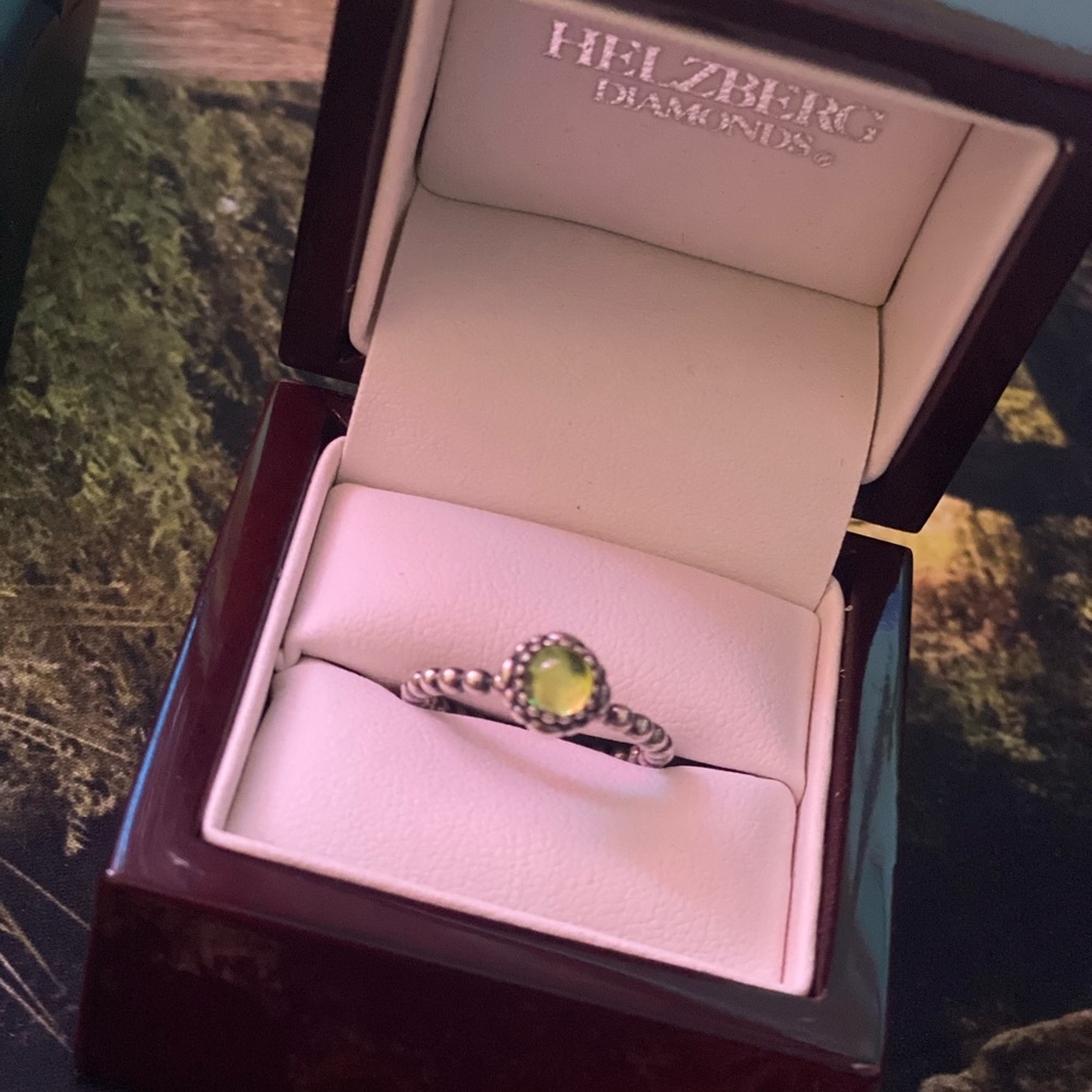 Pandora Ring
